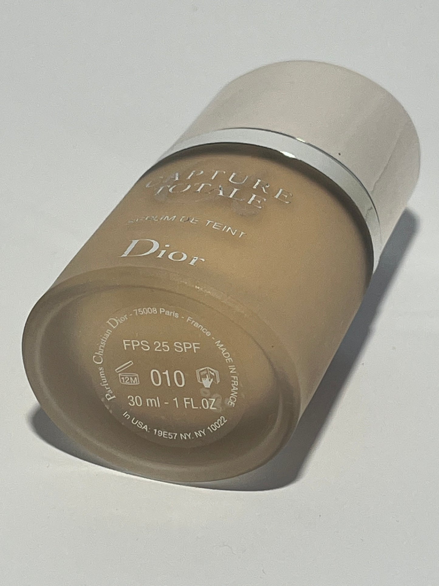 Dior Capture Totale Serum Foundation
