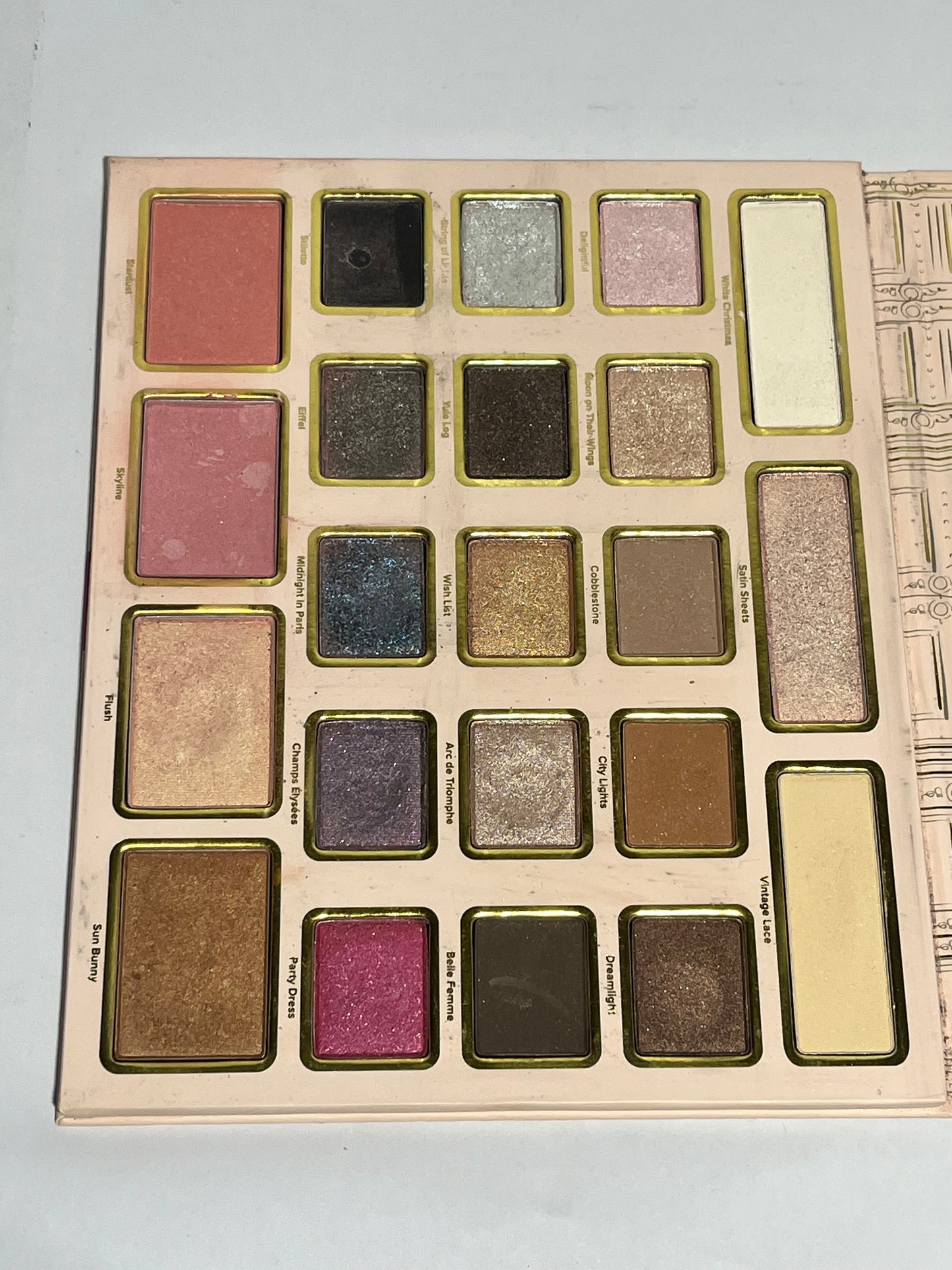 Too Faced Le Grand Palais “Christmas in Paris” Palette