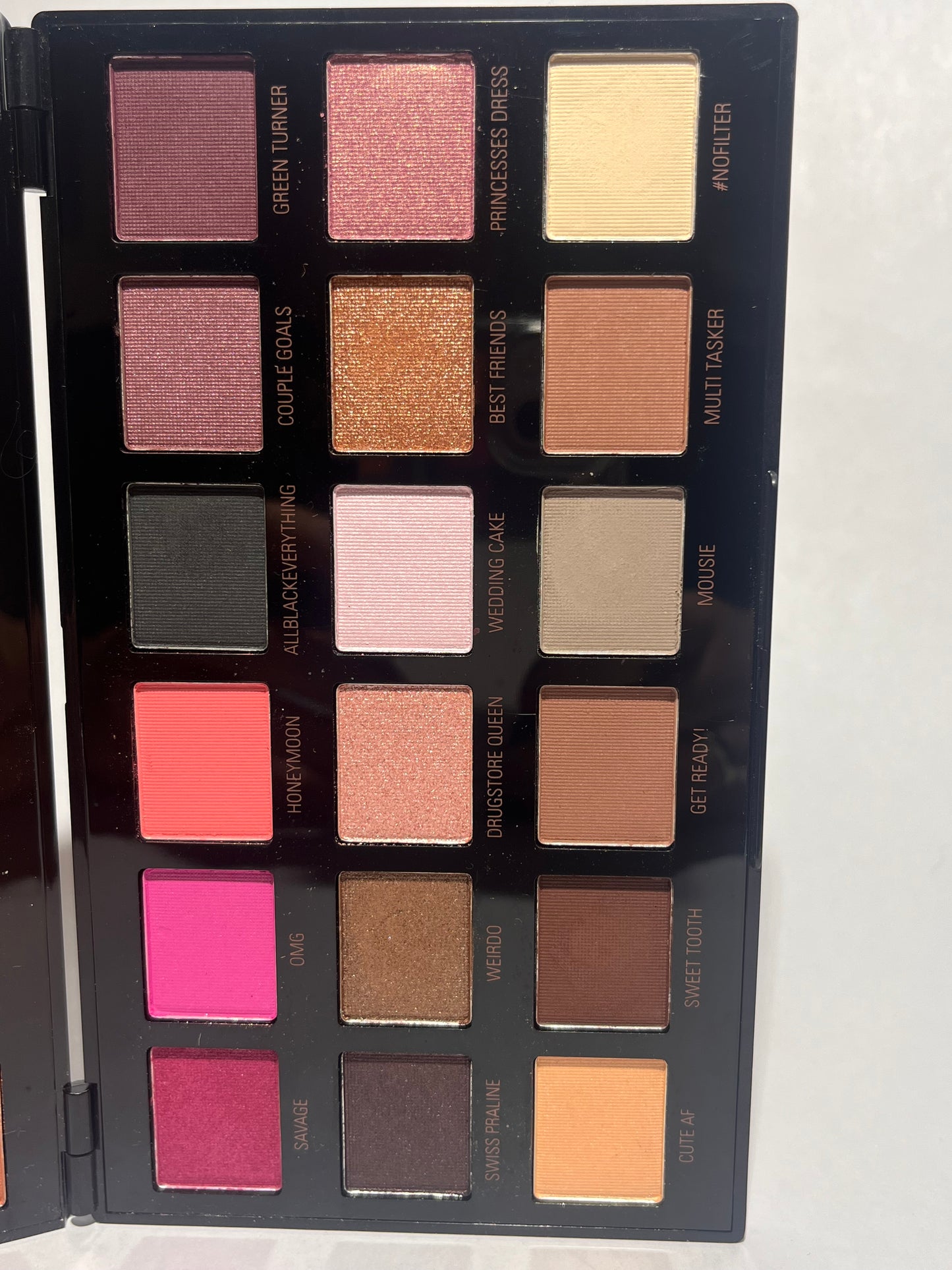 Makeup Revolution by Petra eyeshadow palette
