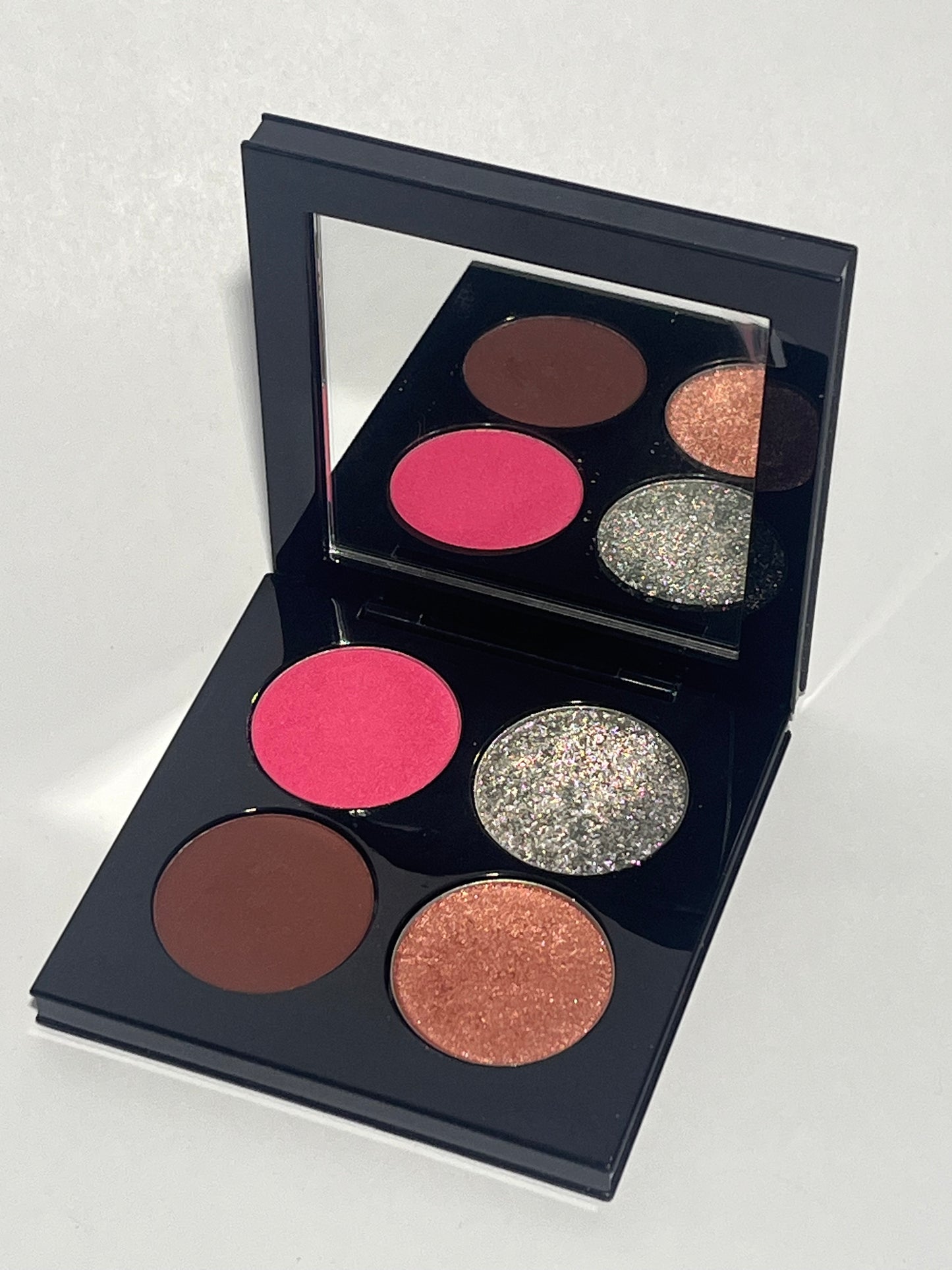 Pat Mcgrath risque rose celestial divinity luxe quad