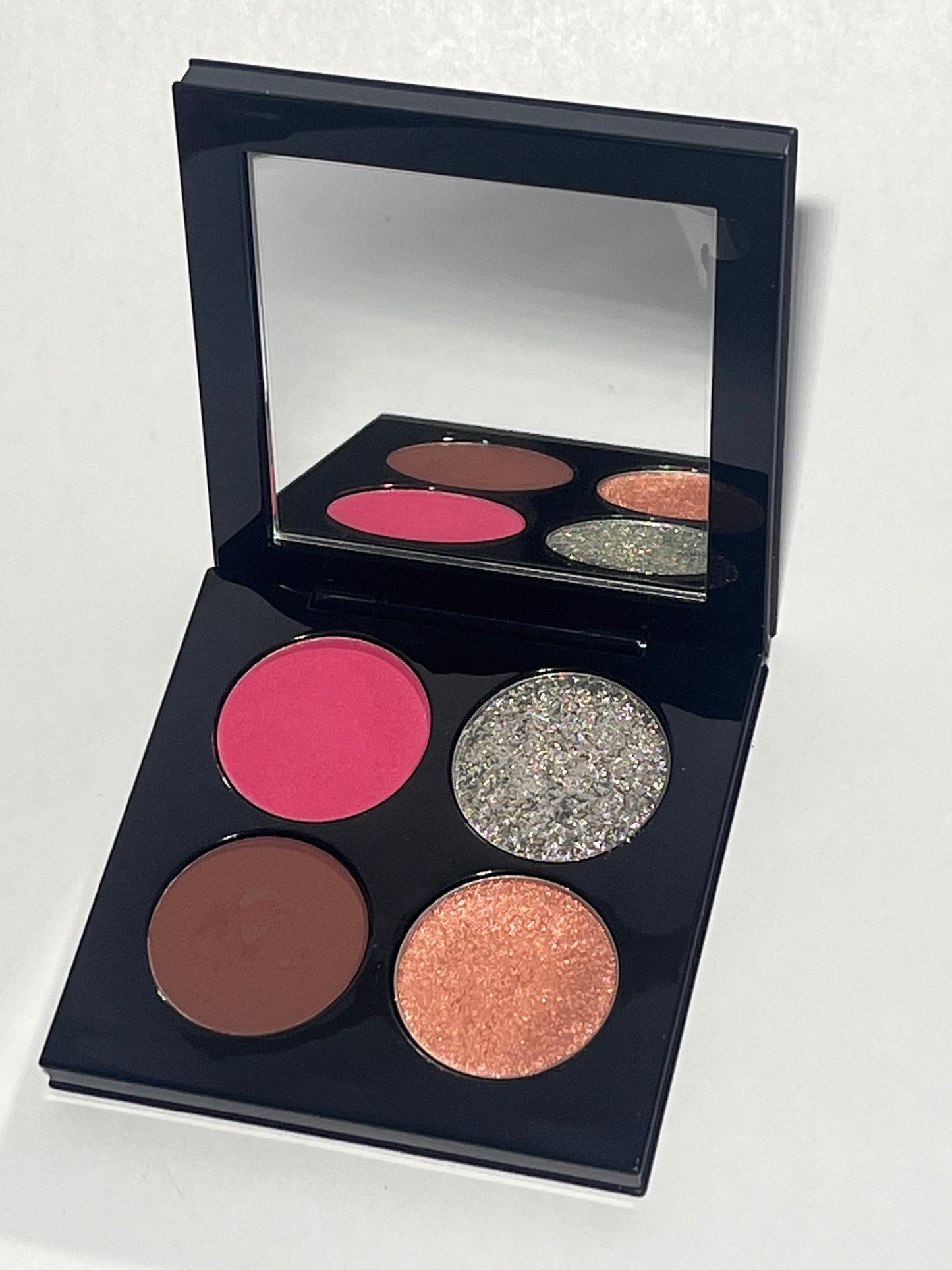 Pat Mcgrath risque rose celestial divinity luxe quad