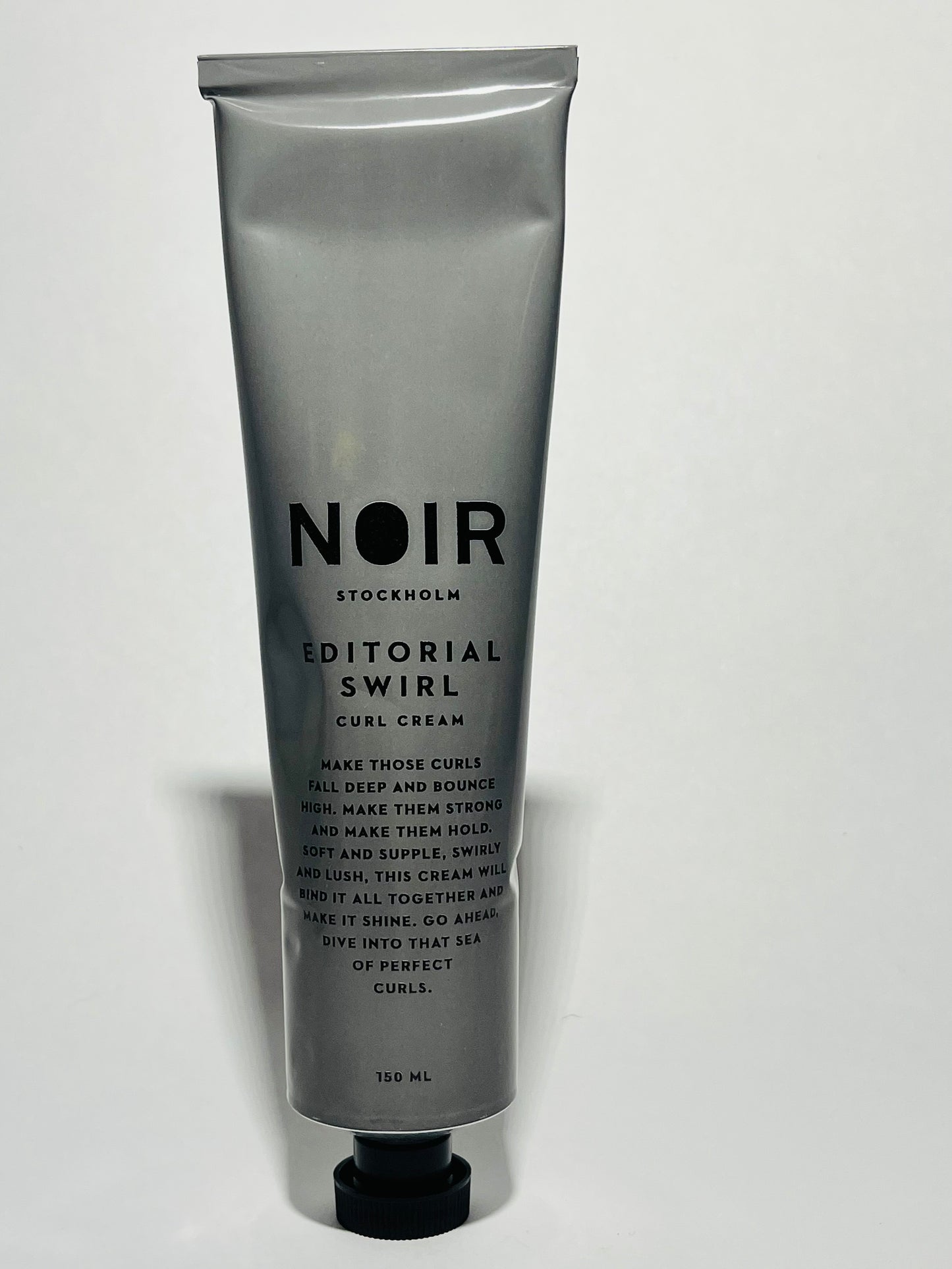 NOIR Stockholm Editorial Swirl Curl Cream