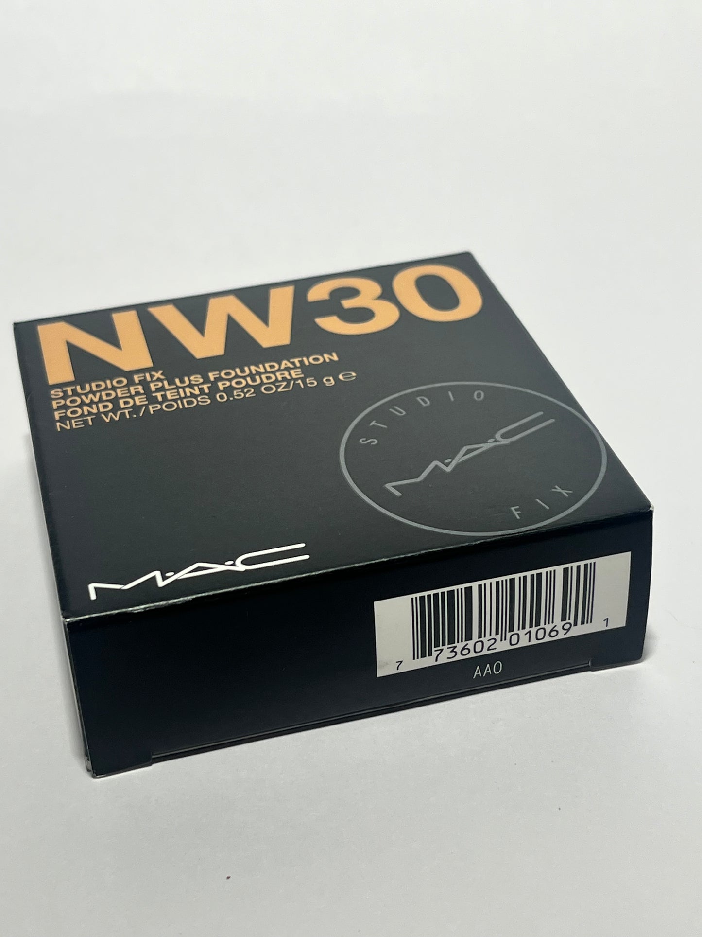 Mac Studio Fix Powder Plus Foundation NW30