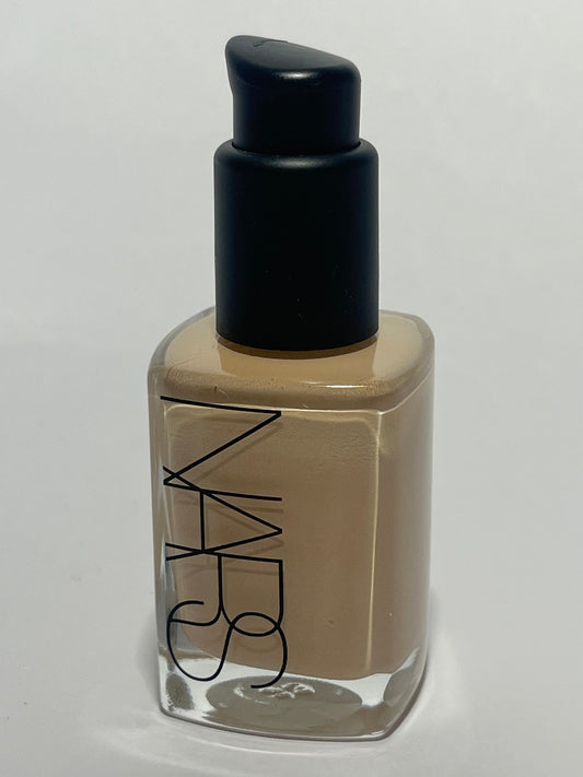 NARS Sheer Glow Foundation 30 ml Santa Fe