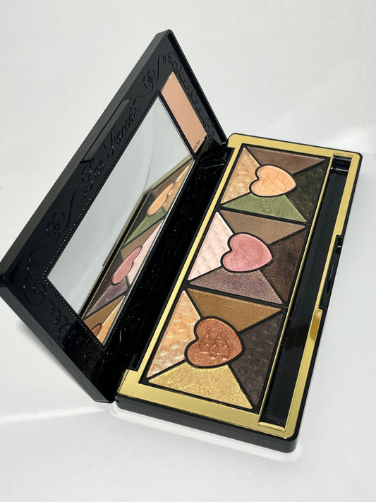 Too Faced Love Palette
