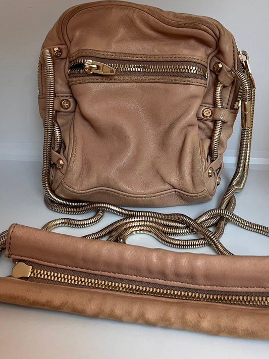 Liten skulderveske designet av Alexander Wang