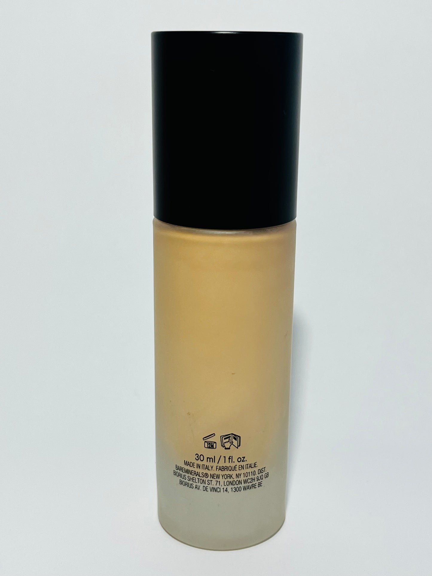 bareMinerals BAREPRO 24HR Skin-Perfecting Matte Liquid Foundation