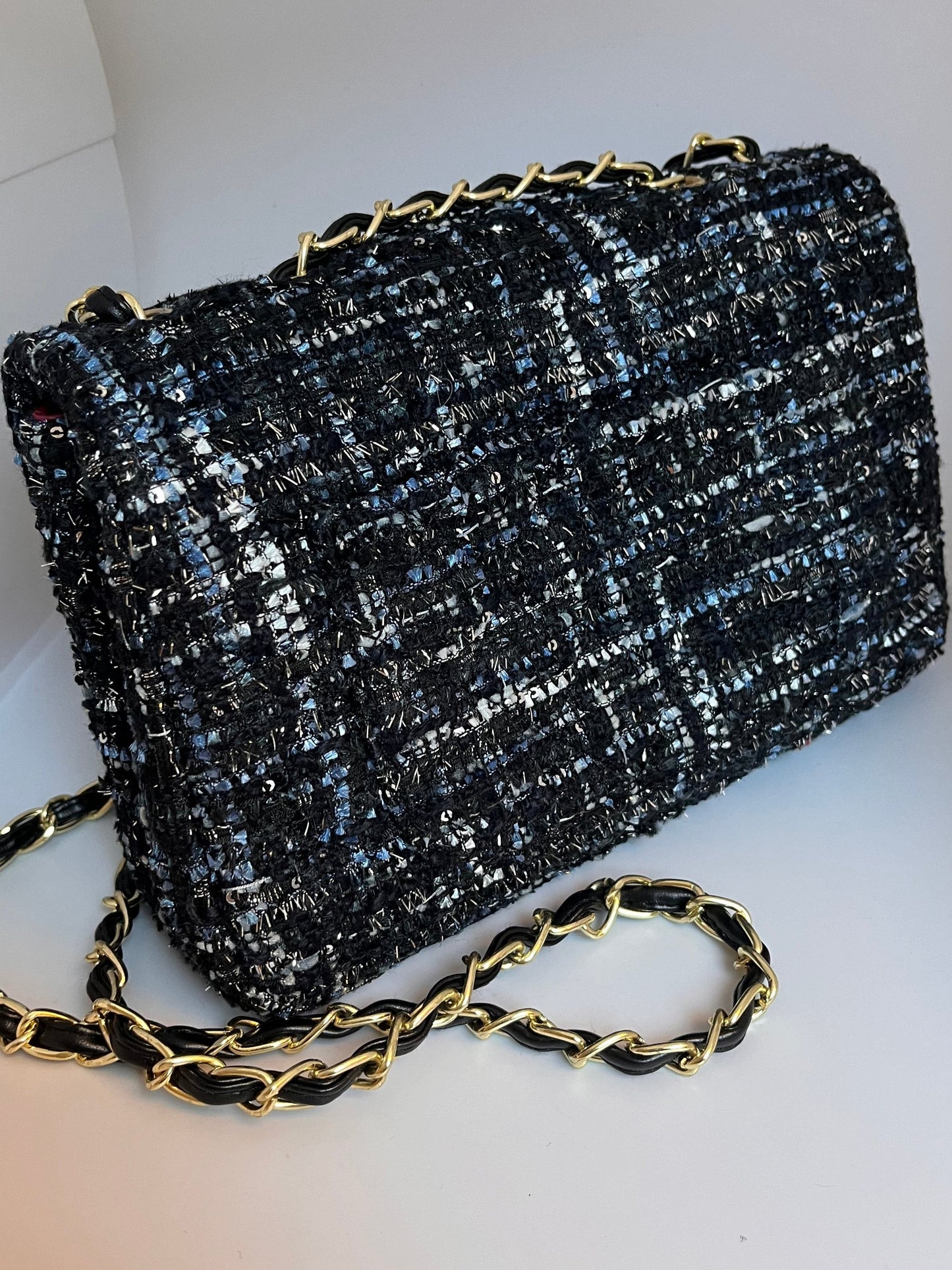 Skulderveske i tweed stoff-Blåfarget.