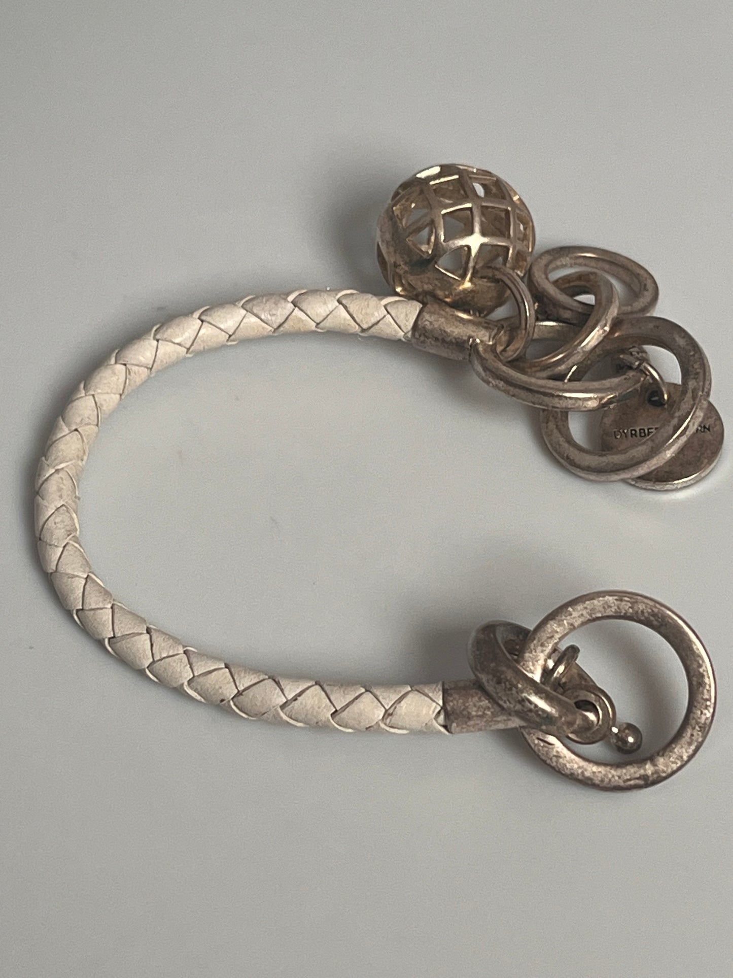 DYRBERG/KERN armbånd med hvit reim