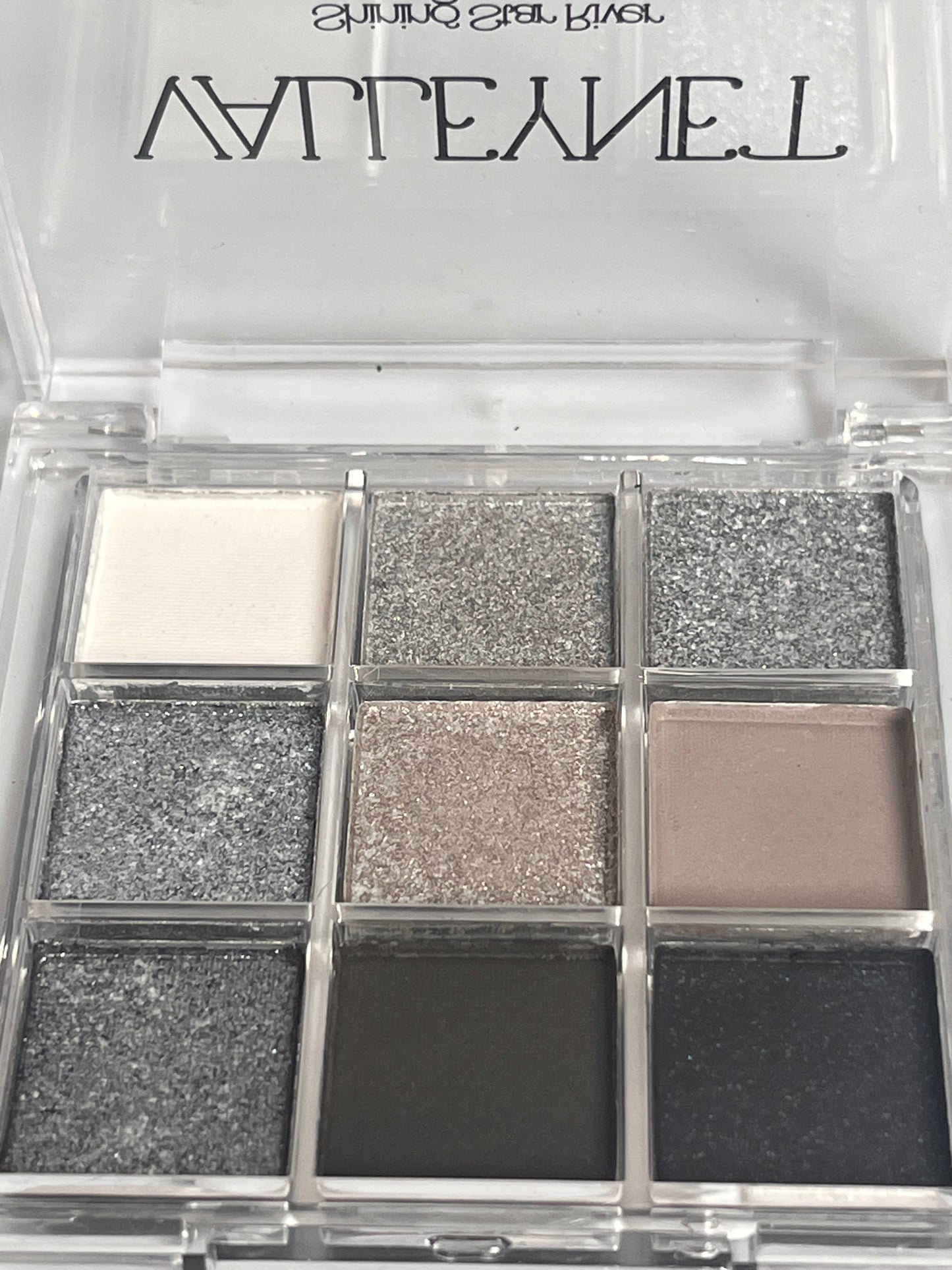Øyenskygge- VALLEYNET PRESSED EYESHADOW PALETTE