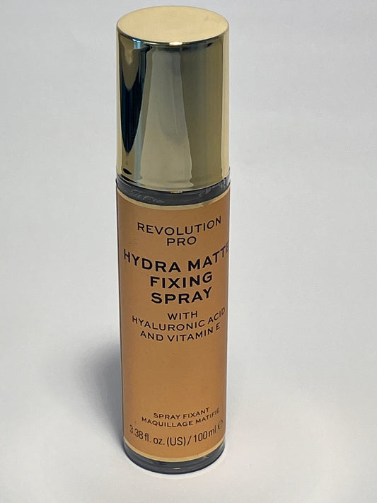 Revolution Pro Hydra-Matte Fixing Spray 100ml
