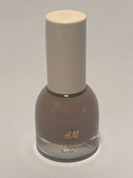HM Nail Polish GO TO GREIGE