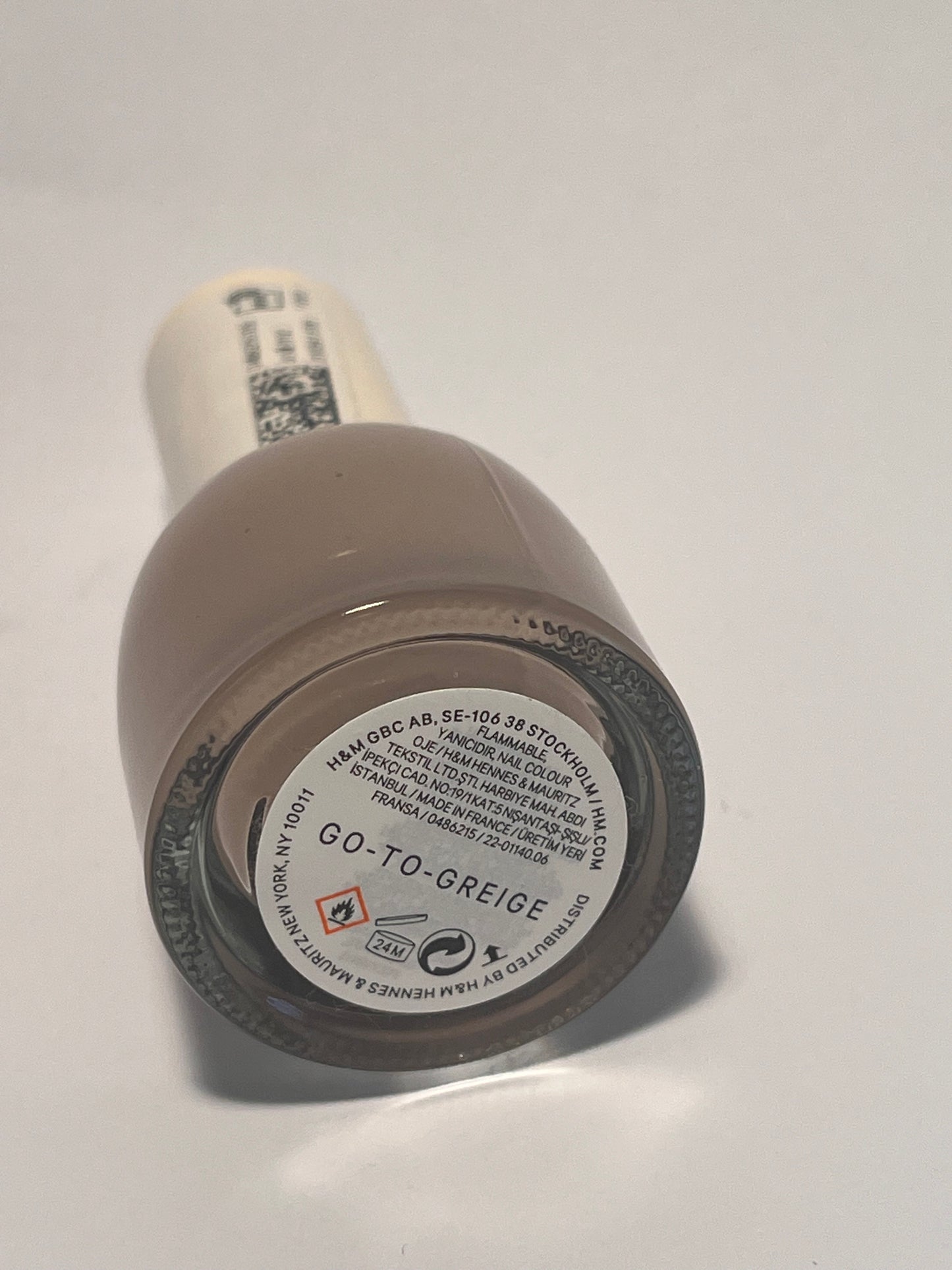 HM Nail Polish GO TO GREIGE
