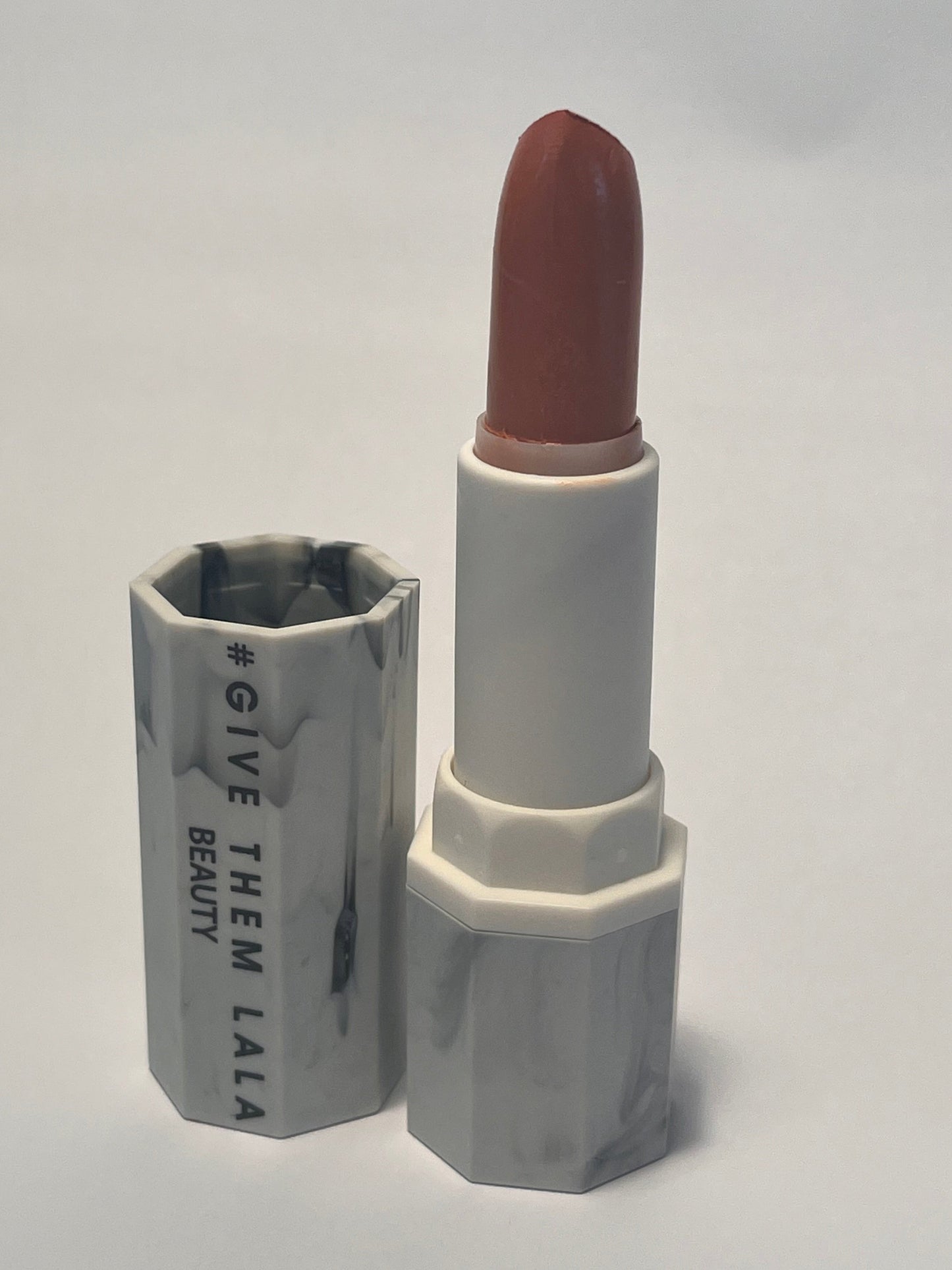 Give Them Lala Beauty Lip Duo