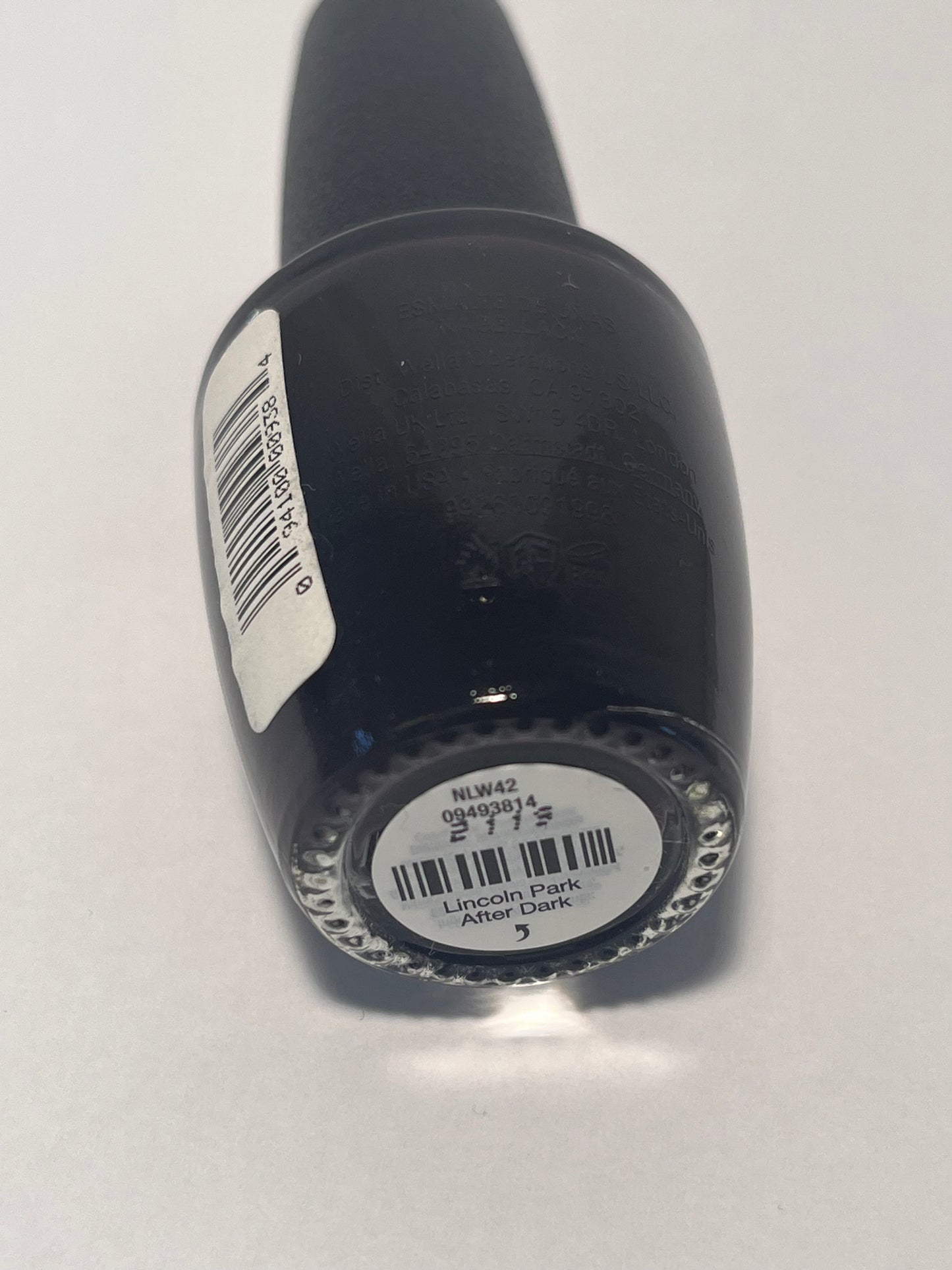 OPI Nail Lacquer-LINCOLN PARK AFTER DARK