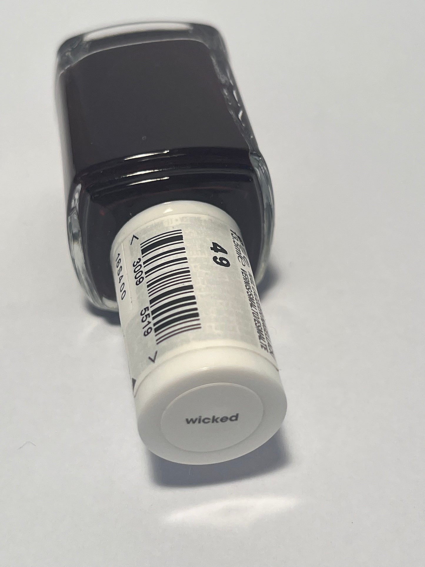 Essie Nail Lacquer 49 wicked