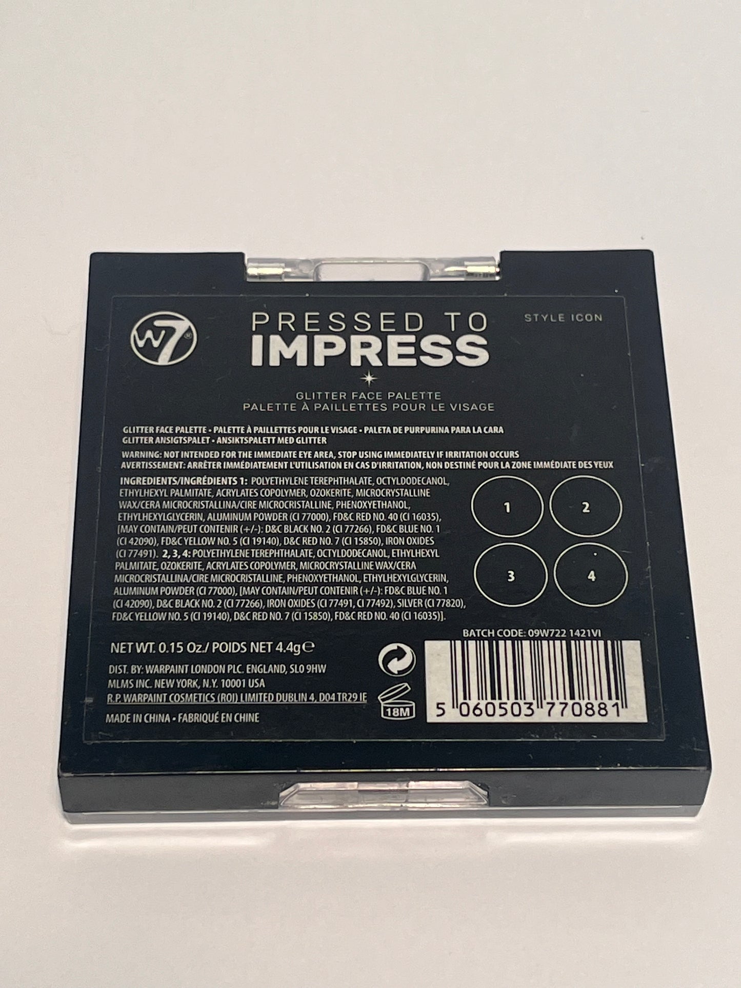 W7 PRESSED TO IMPRESS- Glitter face palette