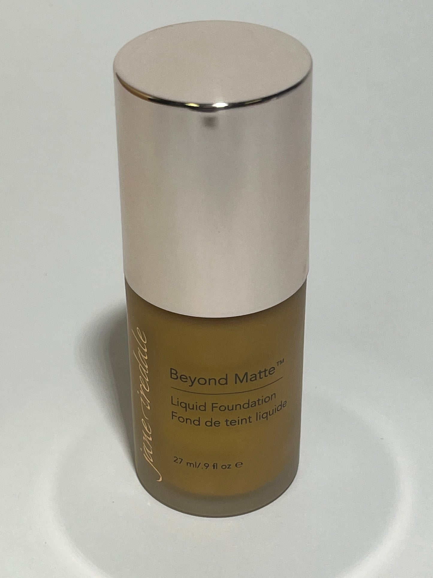 jane iredale Beyond Matte Liquid Foundation M9 27ml