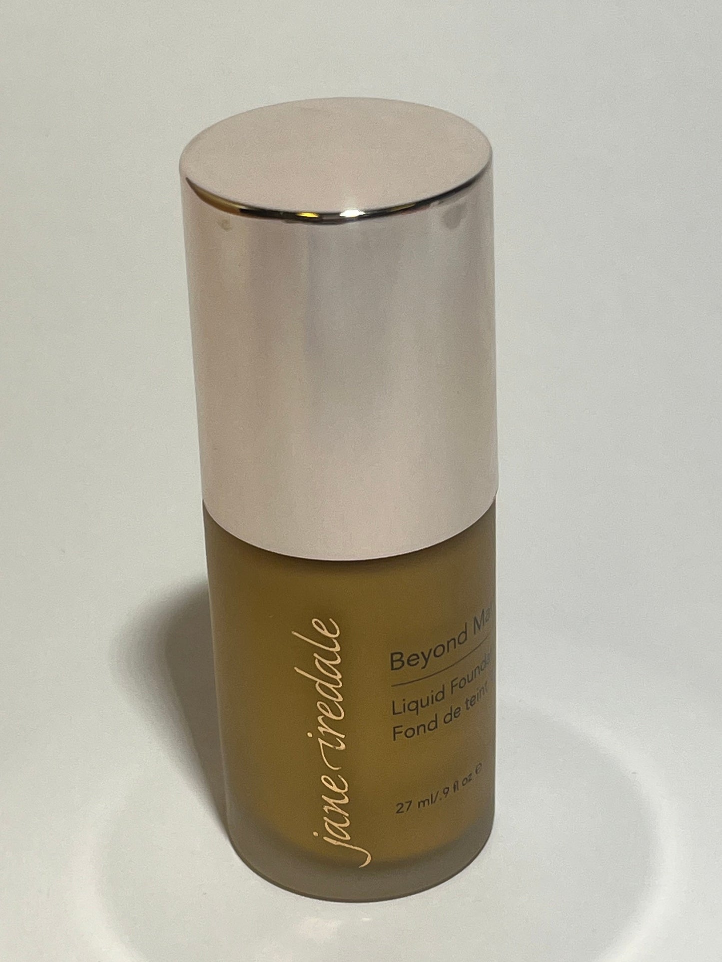 jane iredale Beyond Matte Liquid Foundation M9 27ml