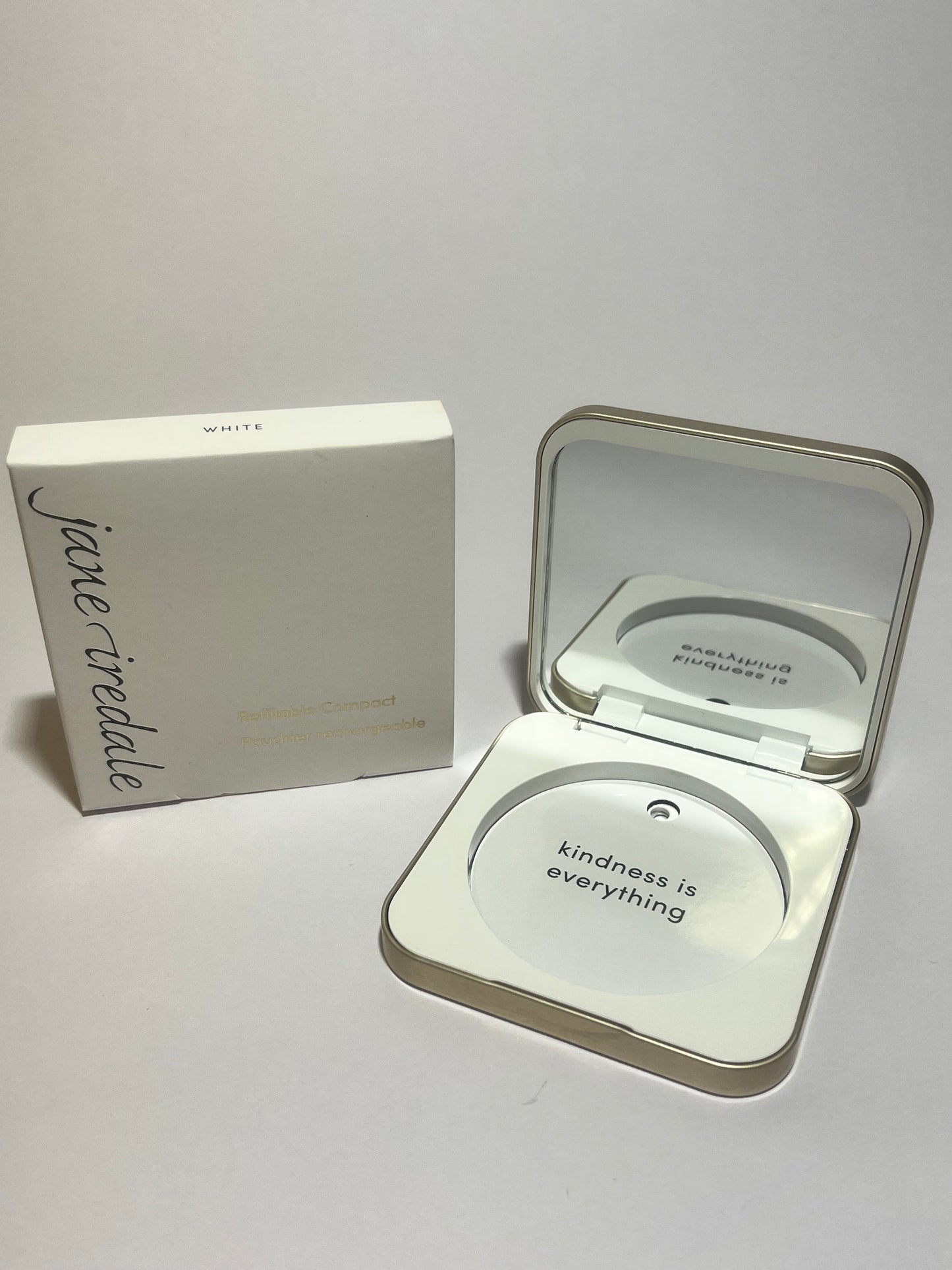 jane iredale Case For Purepressed® Base Mineral Foundation Refill White