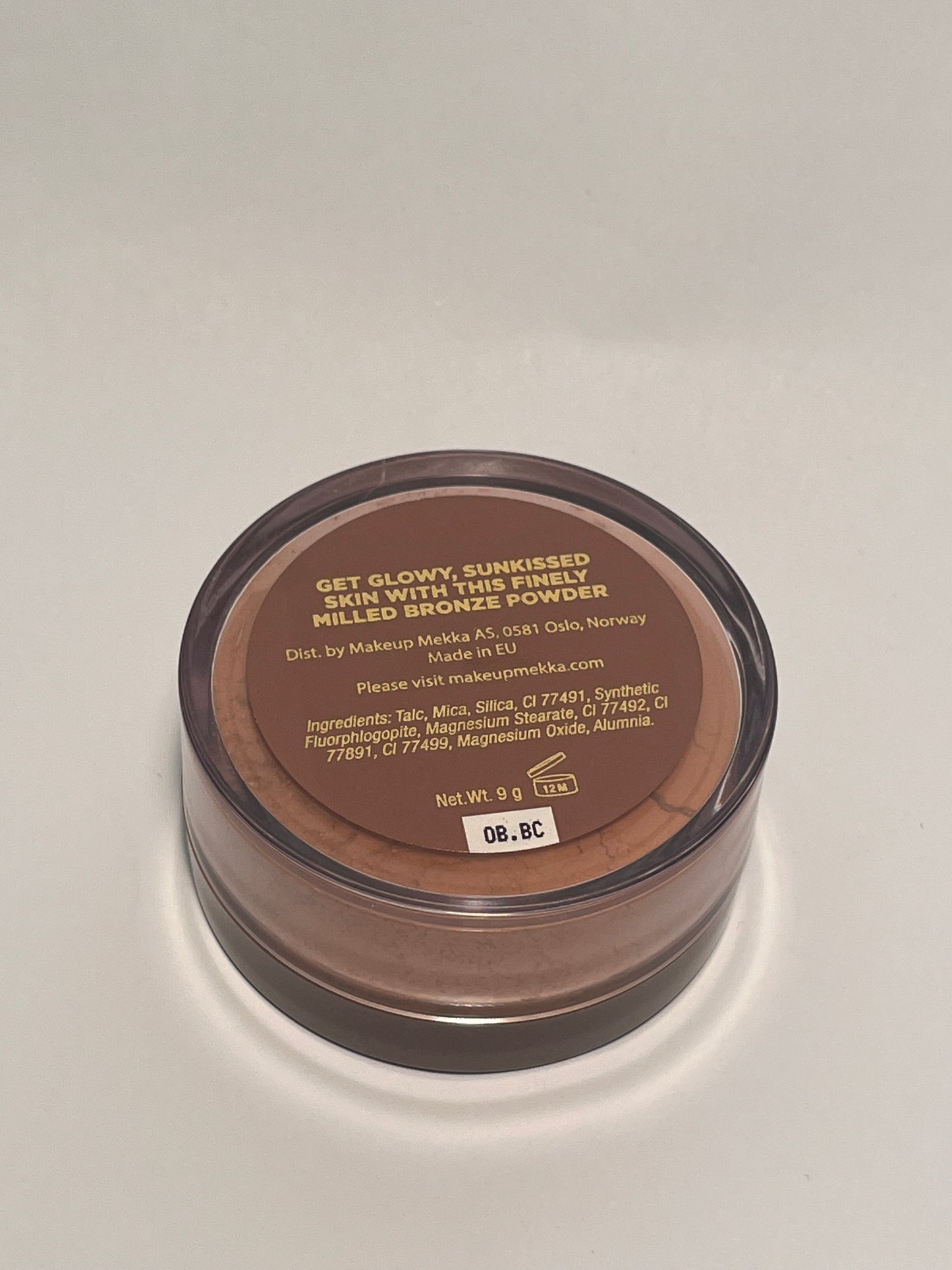 MAKEUP MEKKA- Glowy Loose Bronzer 9g