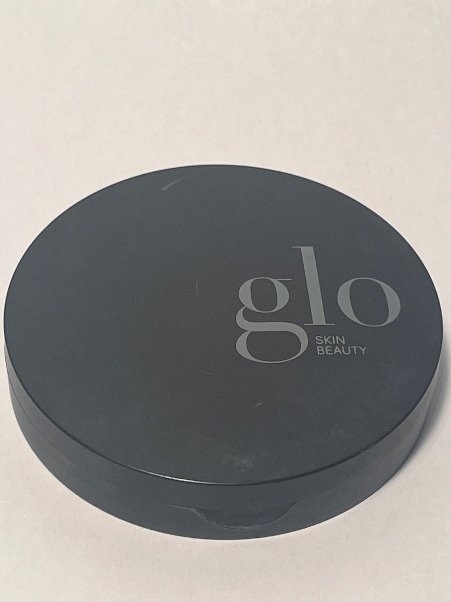 Glo Skin Beauty Pressed Base Honey Dark 9 g