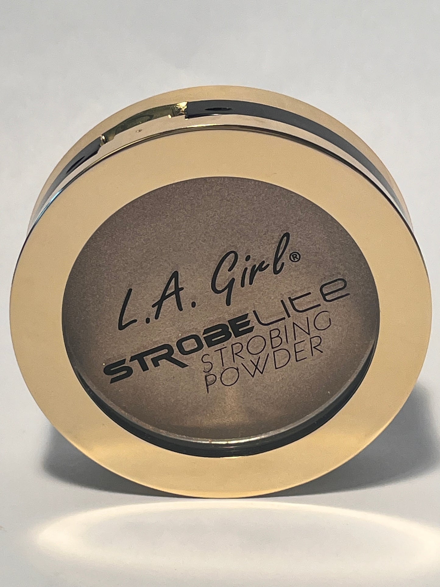 L.A. Girl Strobe Lite Strobbing Powder- 100 watt