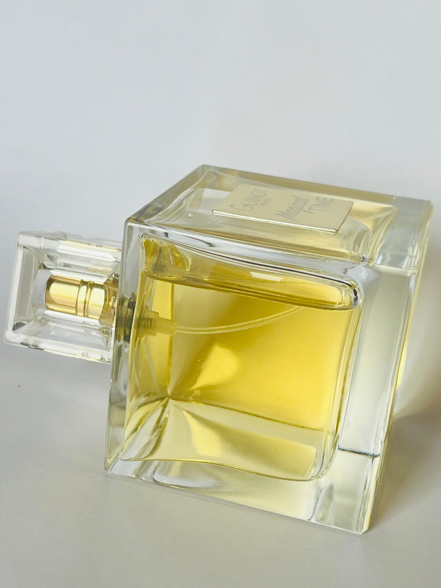 Magical Time Eau de Toilette / Eau de Parfum fra Guinot