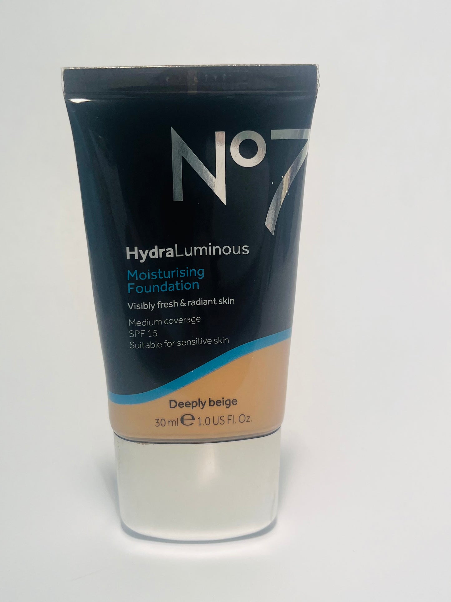 No7 HydraLuminous Moisturing Foundation