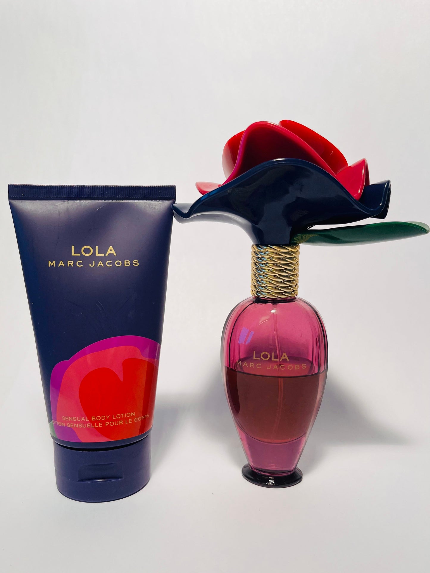 Duo- Lola Eau de parfum Spray EdP 50 ml /Marc Jacobs 'lola' Sensual Body Lotion 150 Ml