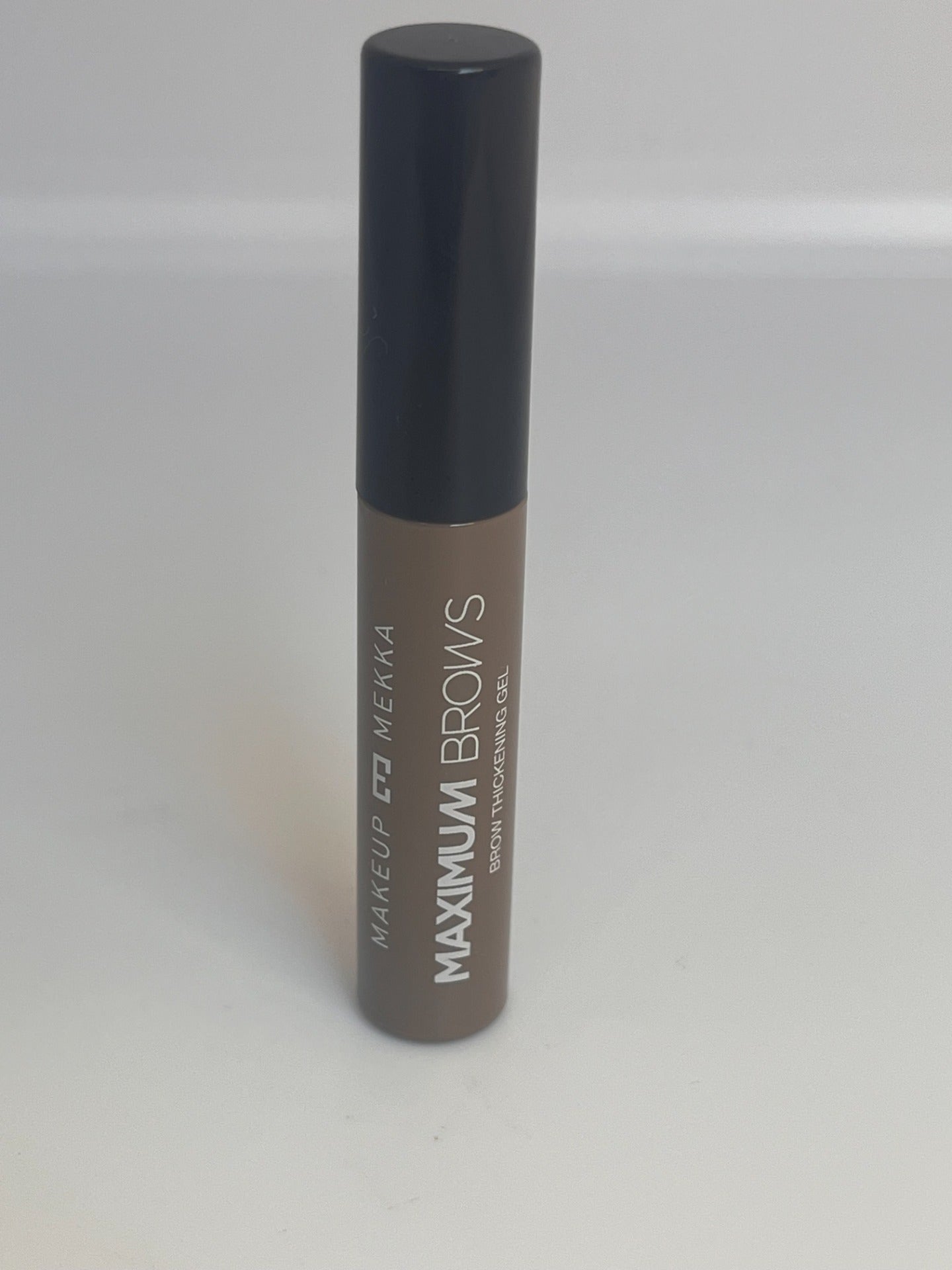 MAKEUPMEKKA- MAXIMUM BROWS - BROW THICKENING GEL -medium