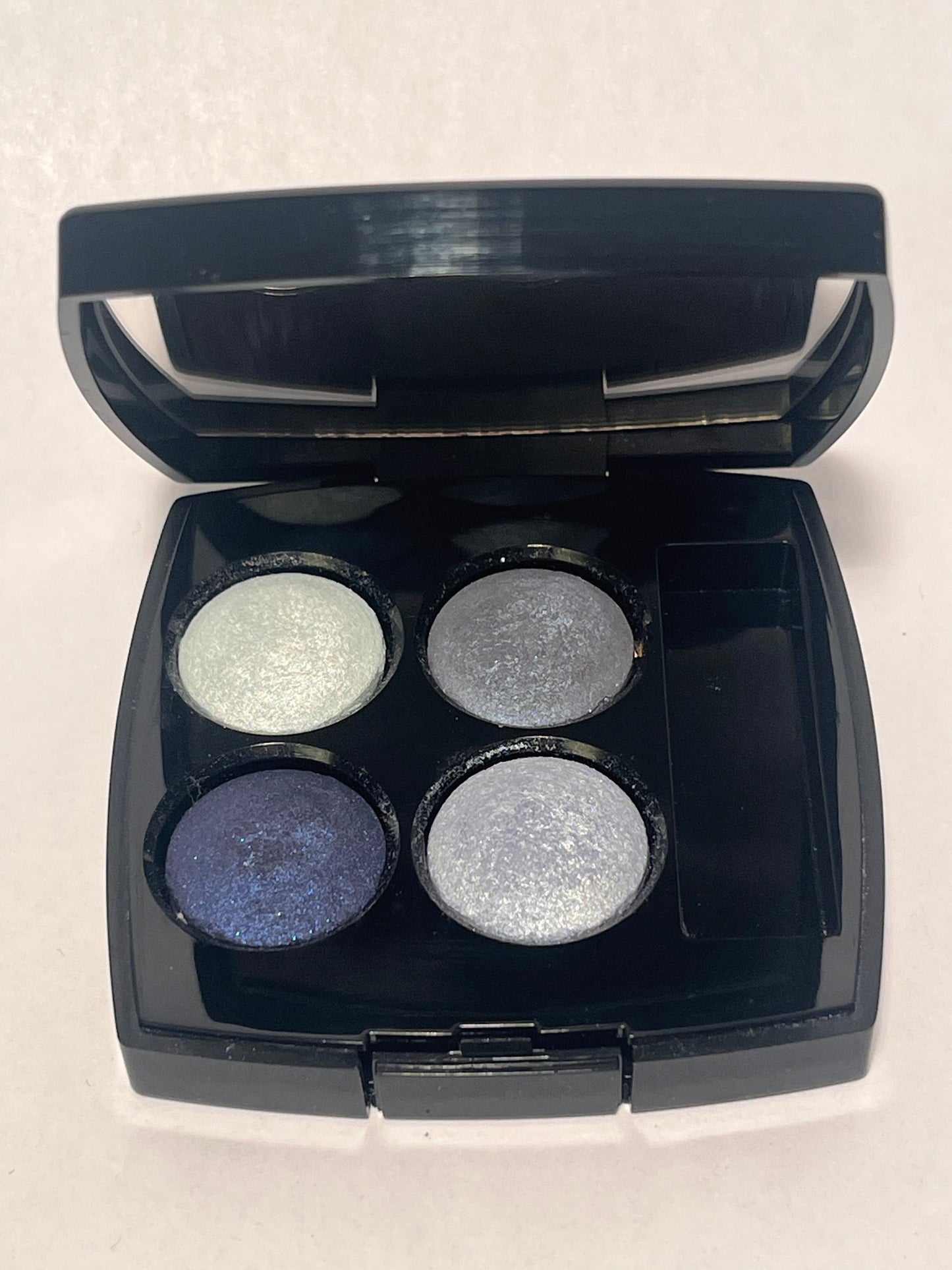 CHANEL LES 4 OMBRES