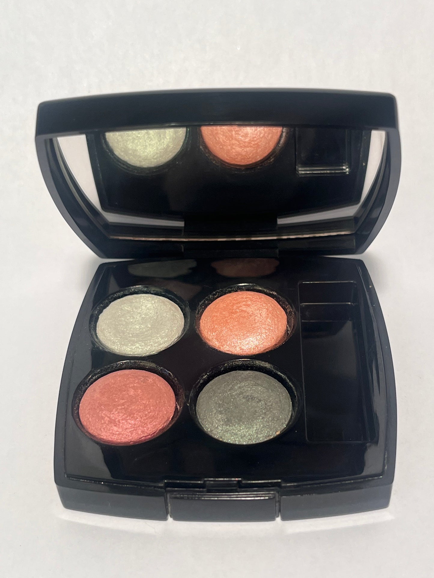 CHANEL LES 4 OMBRES