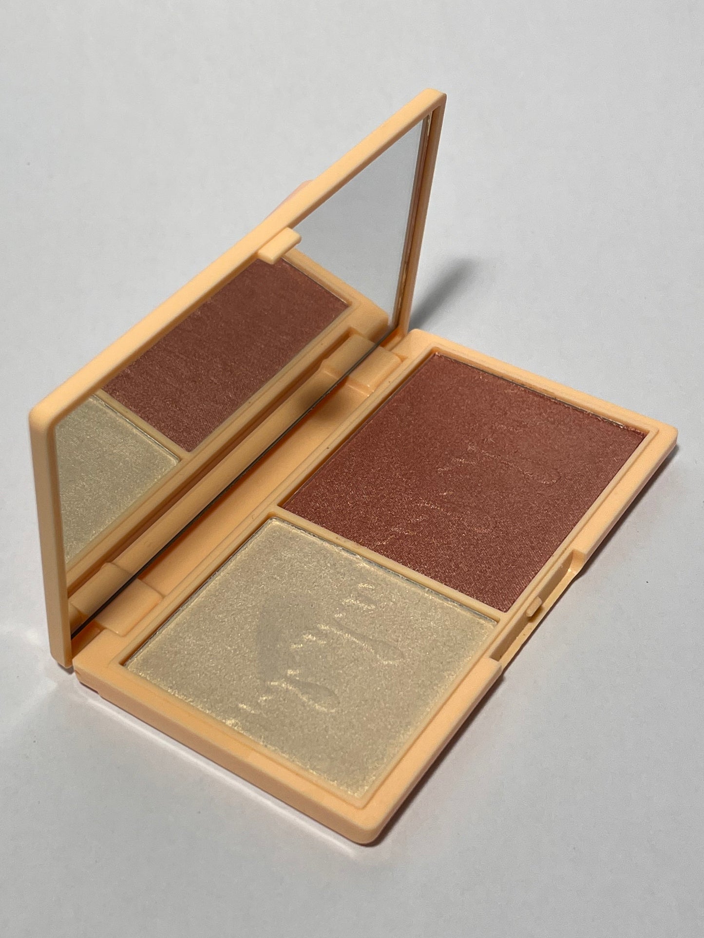 I Heart Revolution - Chocolate Face Palette - Pralina 11g