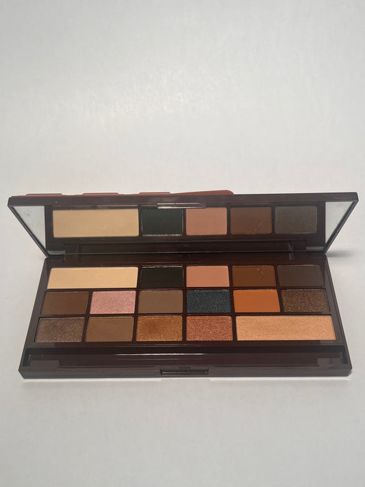 I Heart Revolution Eyeshadow Palette Salted Caramel 18g