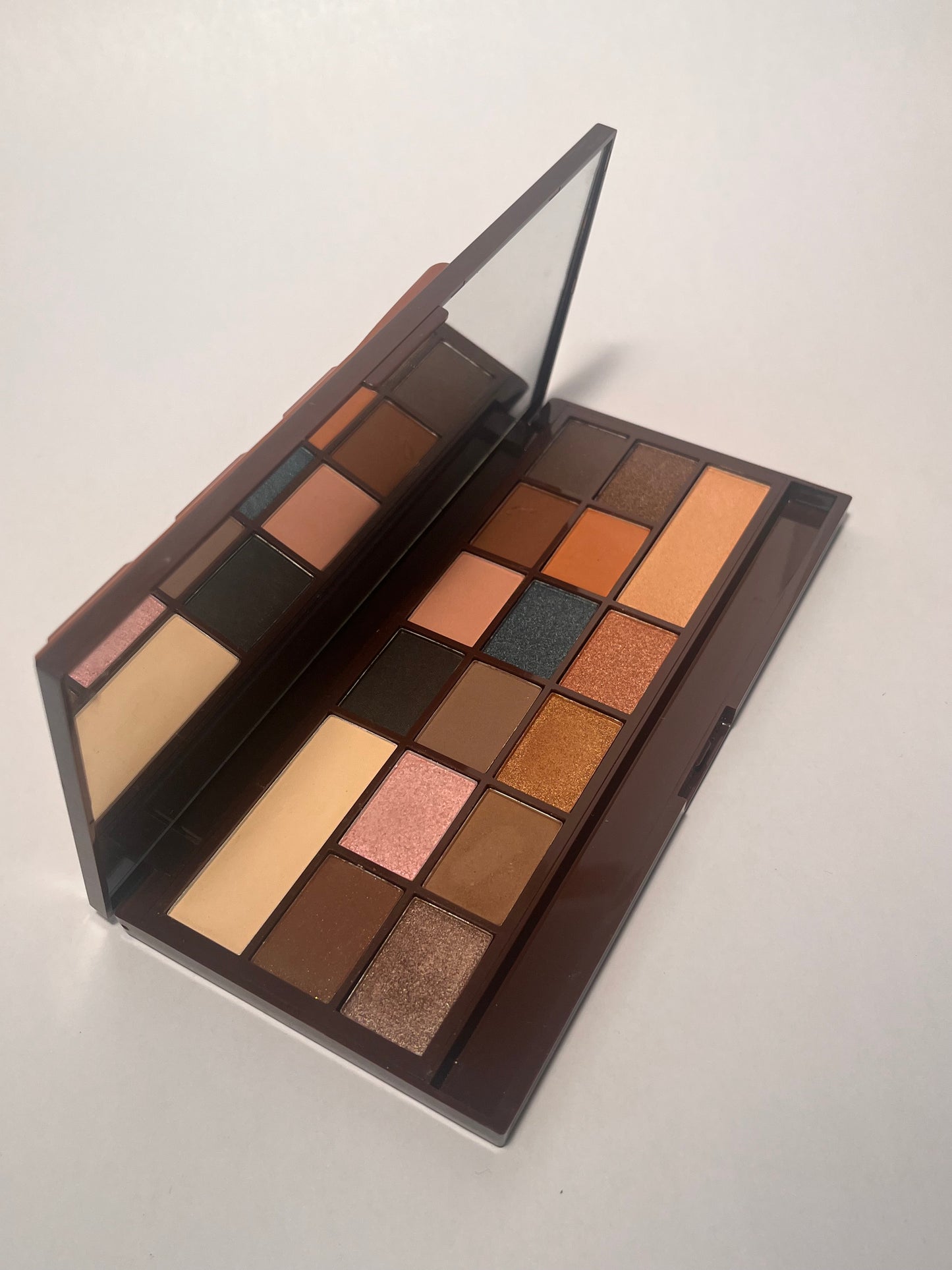 I Heart Revolution Eyeshadow Palette Salted Caramel 18g