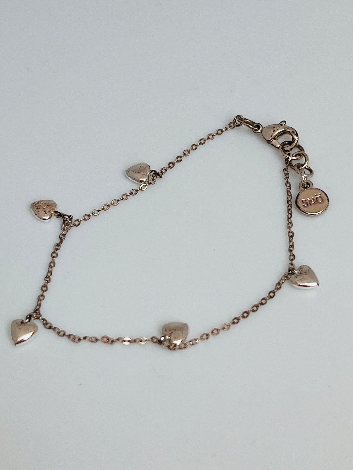 SNÖ of Sweden- Armbånd med hjerter- Sølvfarget