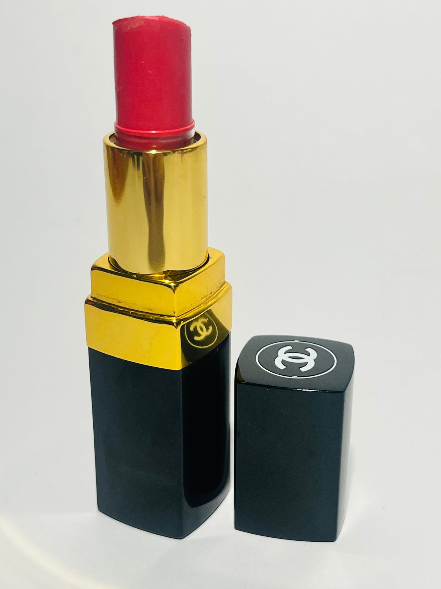 Chanel Rouge Coco Hydrating Crème Lip Colour 11 LEGEND