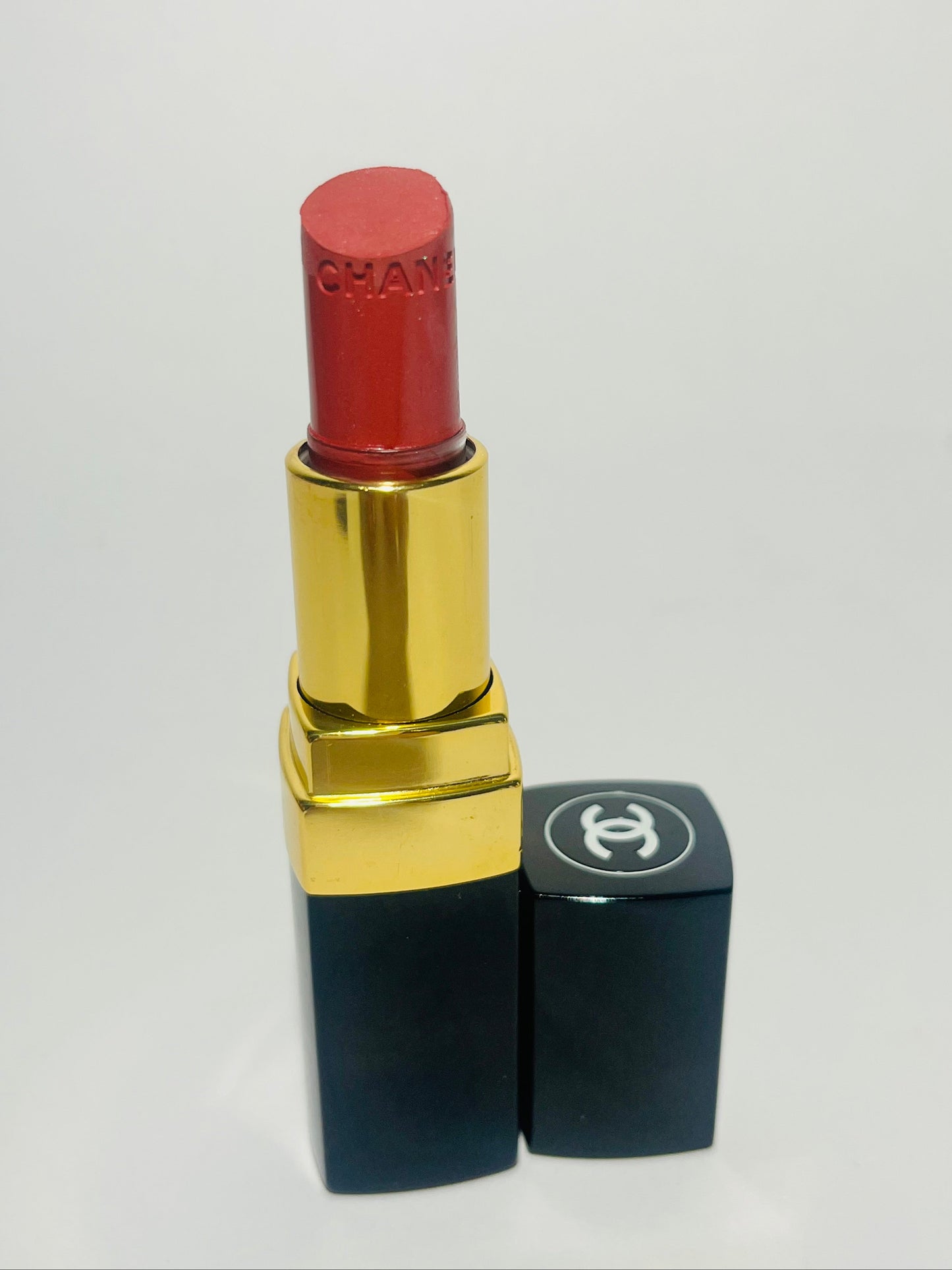 Chanel Rouge Coco Hydrating Crème Lip Colour 428 LEGENDE