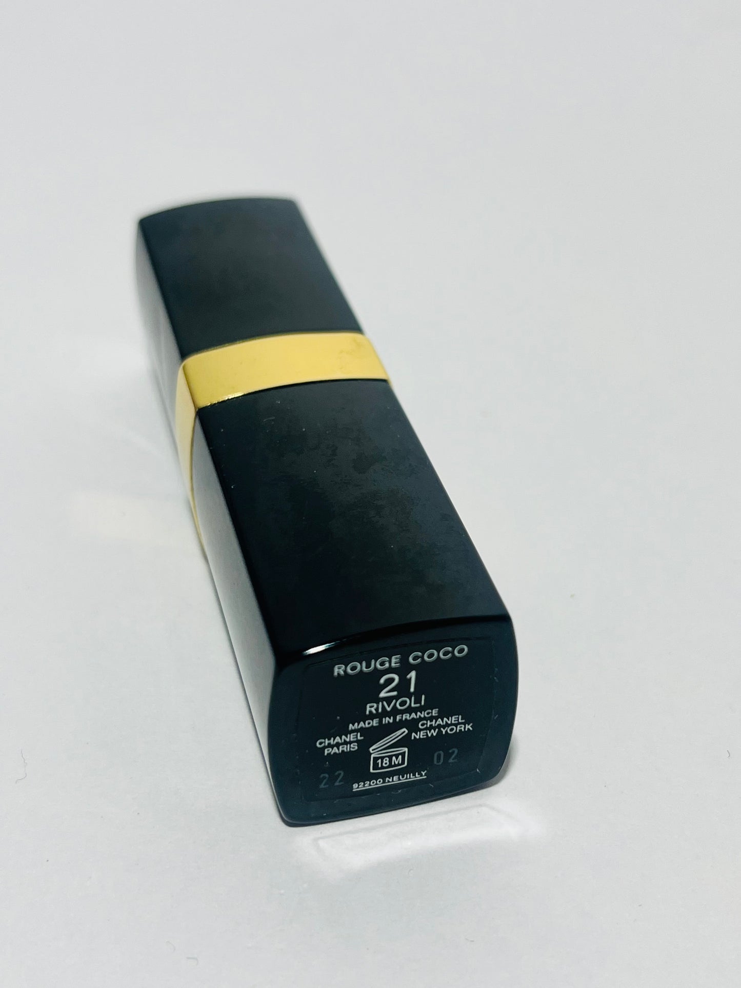 Chanel Rouge Coco Hydrating Crème Lip Colour 21 RIVOLI