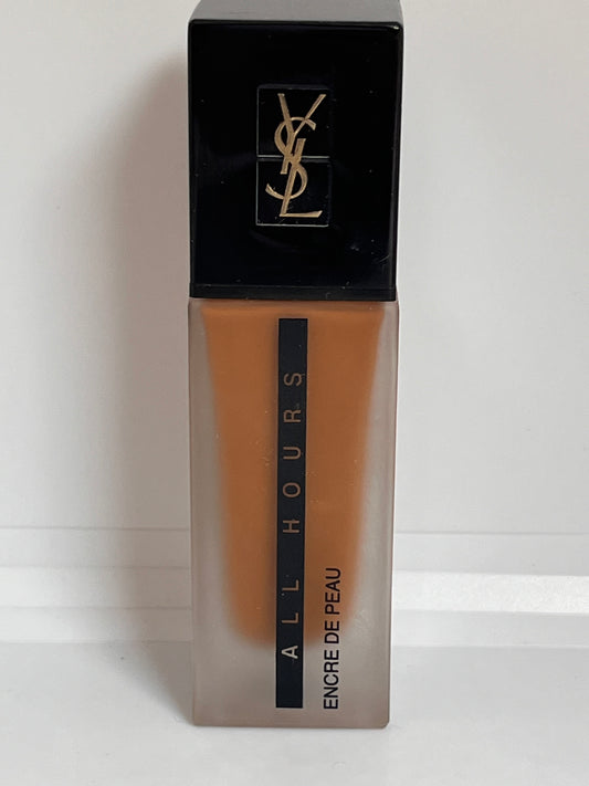 Yves Saint Laurent  Touche Éclat Le Teint Foundation B75 Hazelnut
